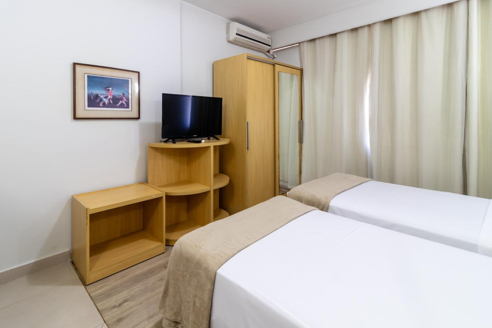 Tower By Castelo Itaipava Hotel Brasilia
